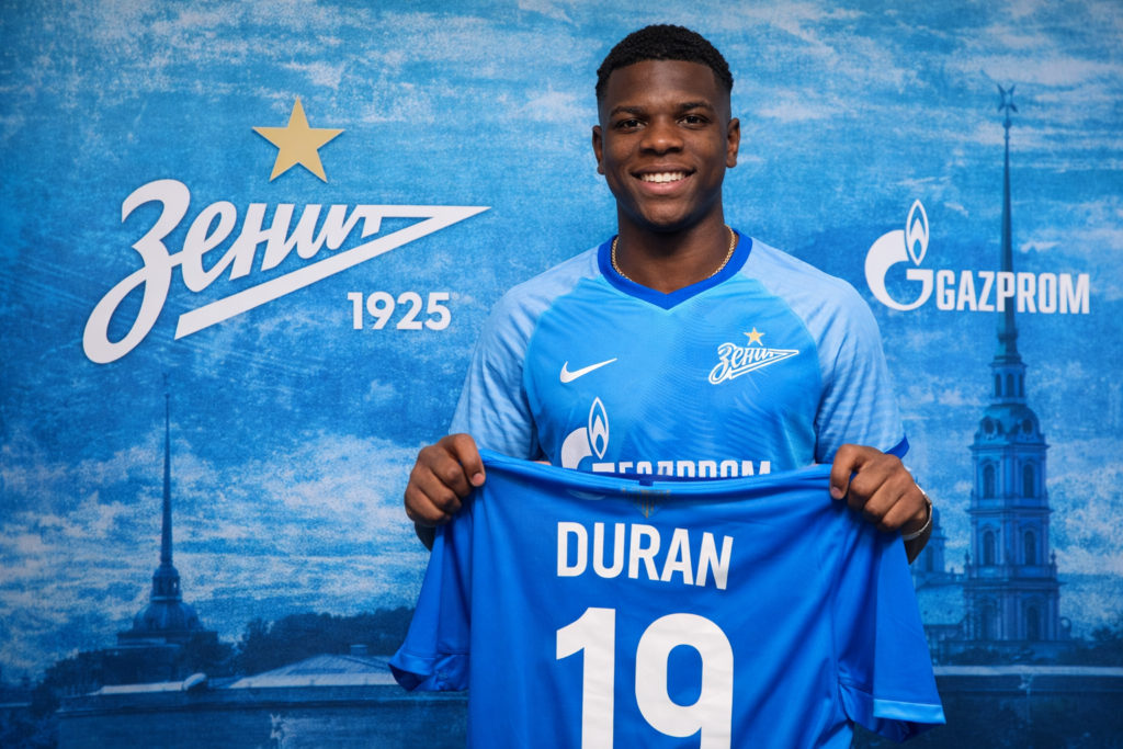 Fenerbahçe’den ayrılan Jhon Duran’ı Zenit resmen açıkladı