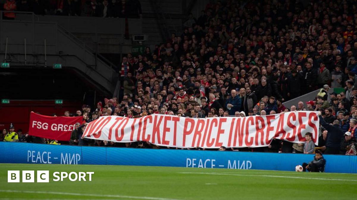 Liverpool bilet zammı protestosu