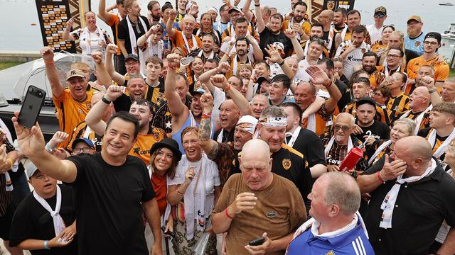 Acun Ilıcalı’dan Hull City Taraftarlarına Antalya’da Unutulmaz Buluşma
